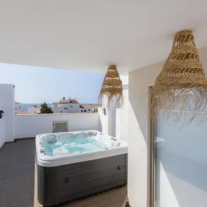 Village And Sea Apartment Burgau